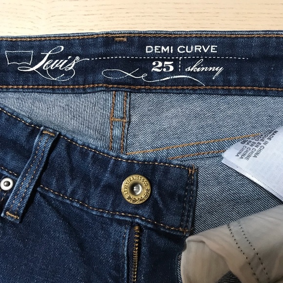 Levi’s Demi Curve Skinny- Size 25 - Picture 5 of 10